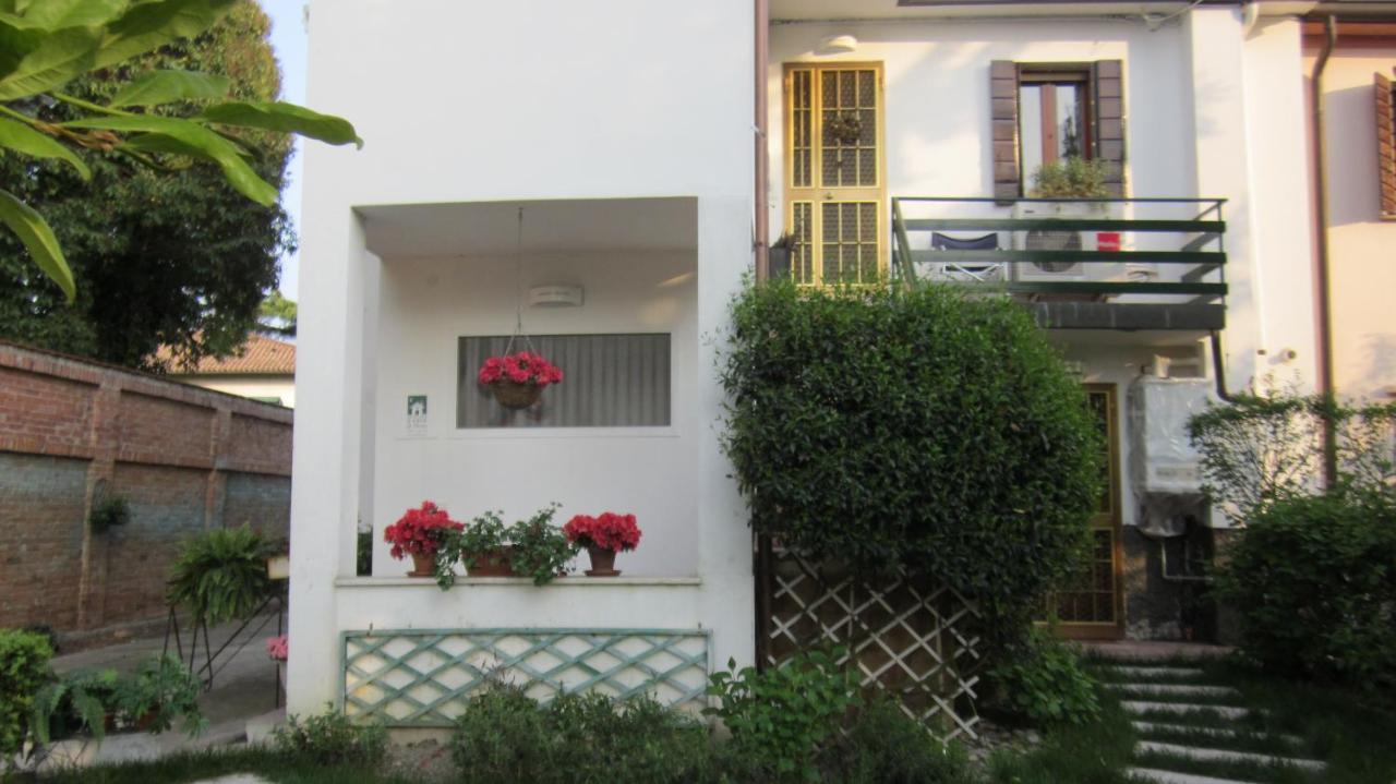 A Casa Di Dora Bed & Breakfast Treviso Exterior foto